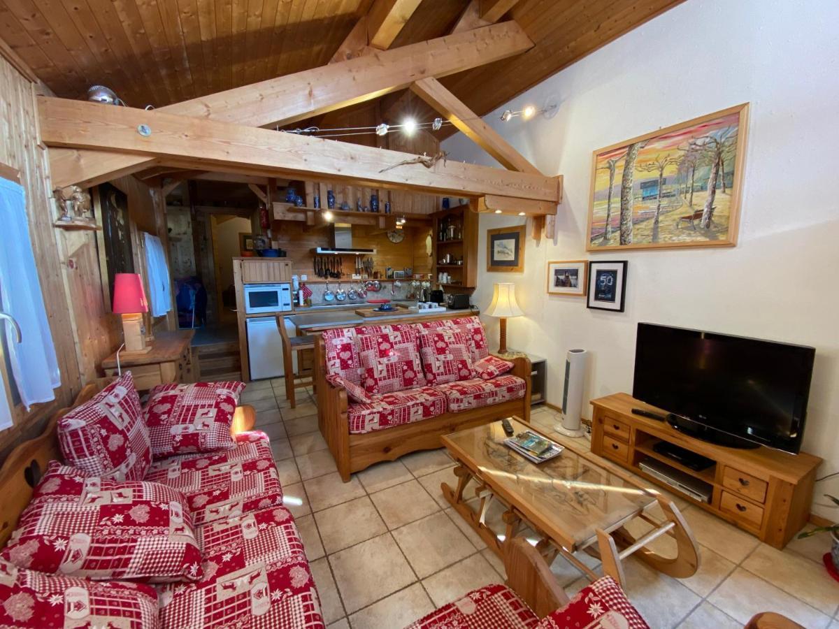 Chalet Les Chouettes Thones Exterior photo